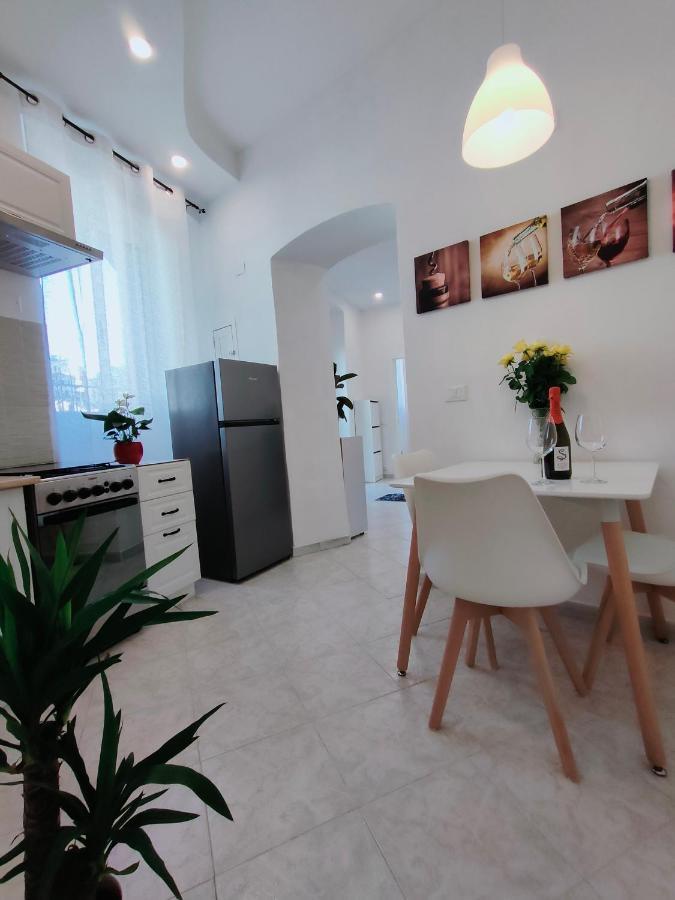 Leni'S House Apartment La Spezia Luaran gambar